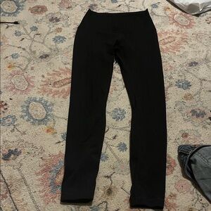 Heynuts Chic Black High-Waisted Leggings